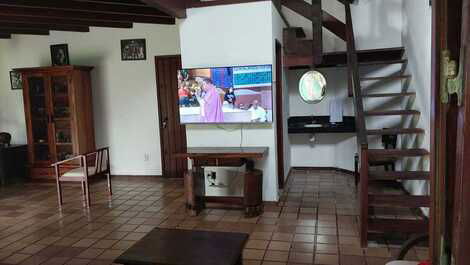 Casa frente al mar con aire acondicionado y piscina.