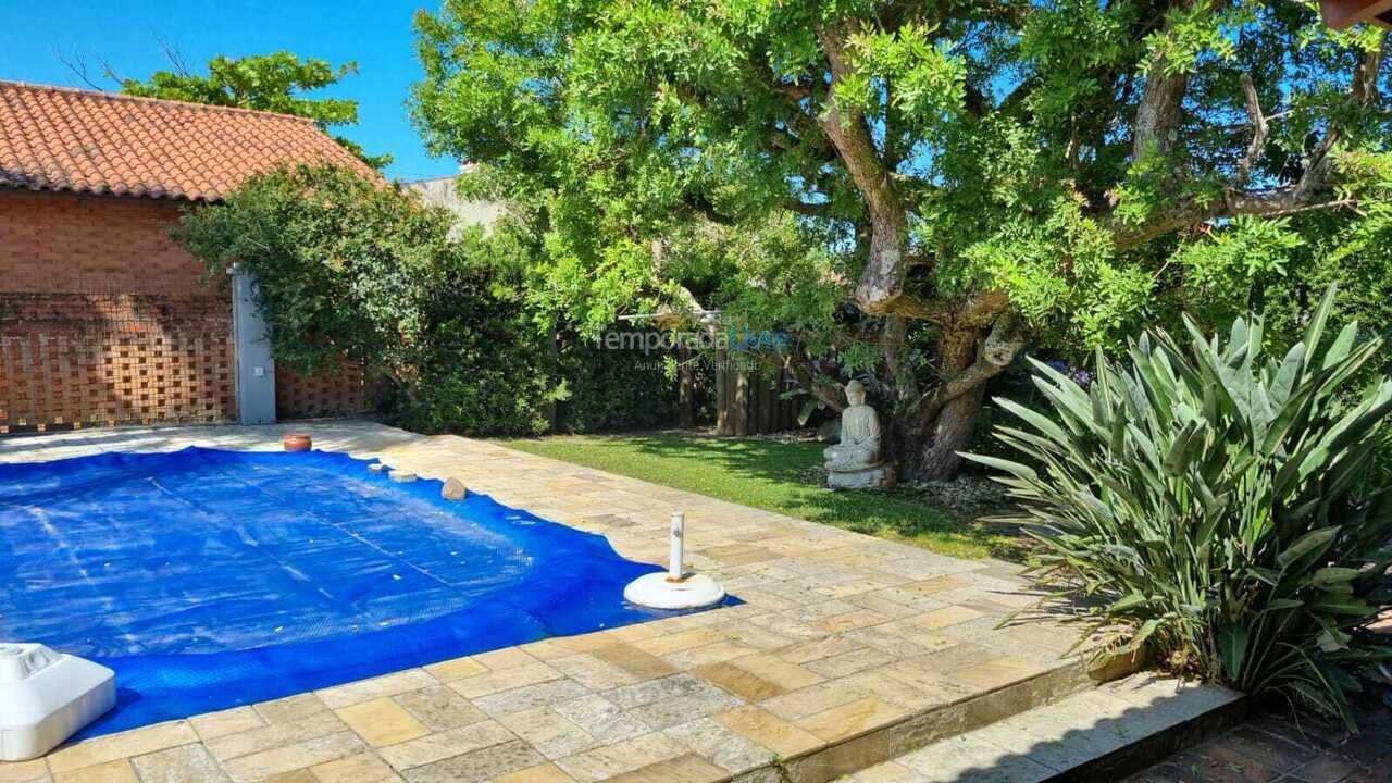 Casa para alquiler de vacaciones em Capão da Canoa (Xangrilá)