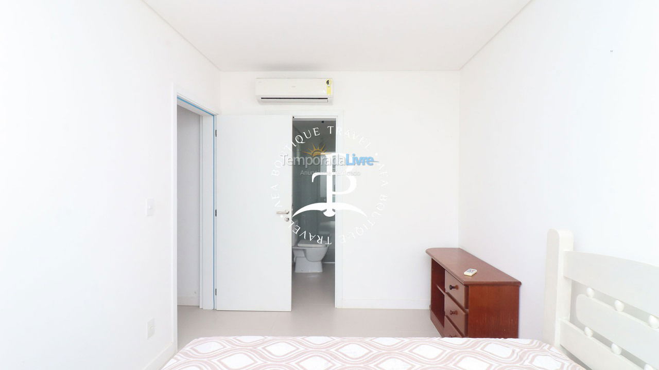 Apartamento para aluguel de temporada em Florianopolis (Praia dos Ingleses)