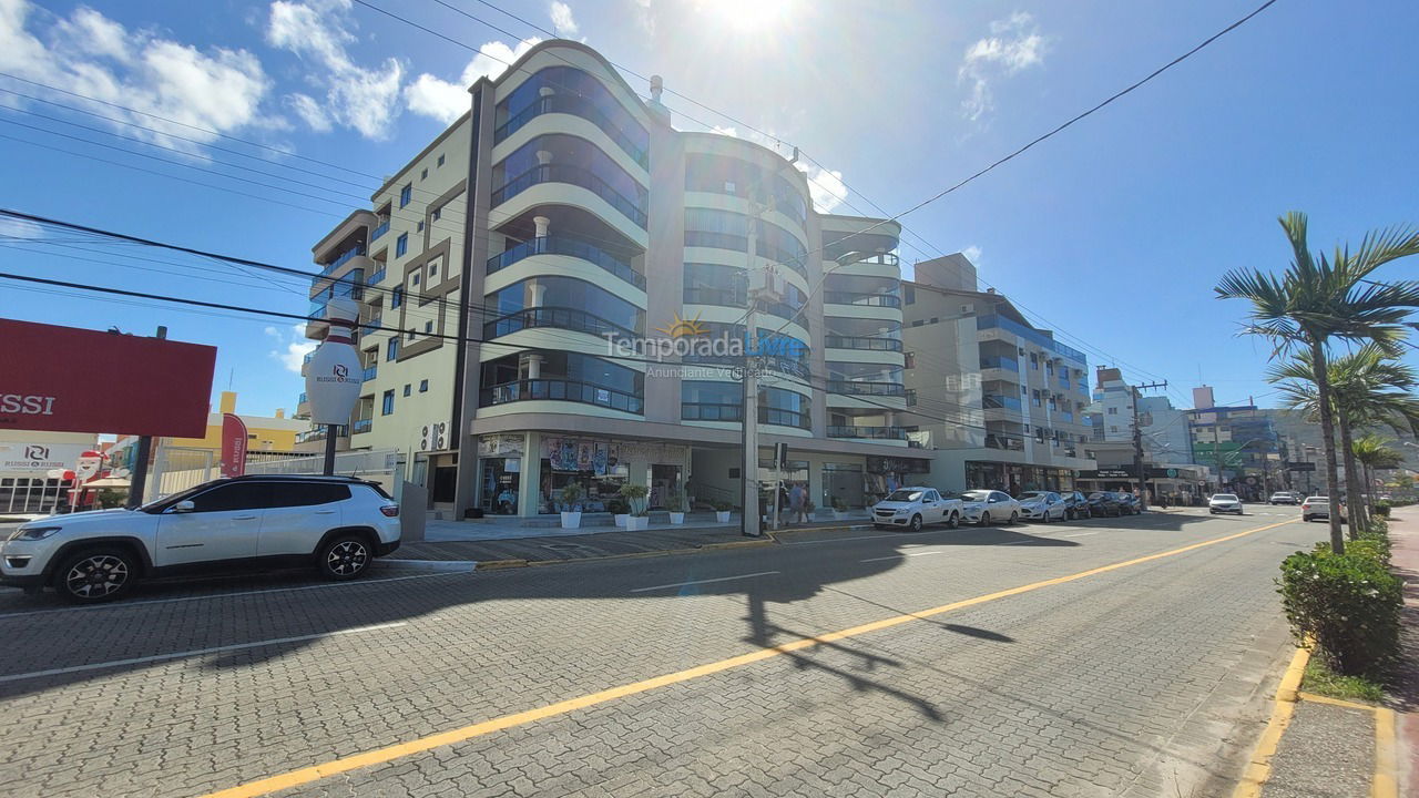 Apartment for vacation rental in Bombinhas (Praia de Bombas)