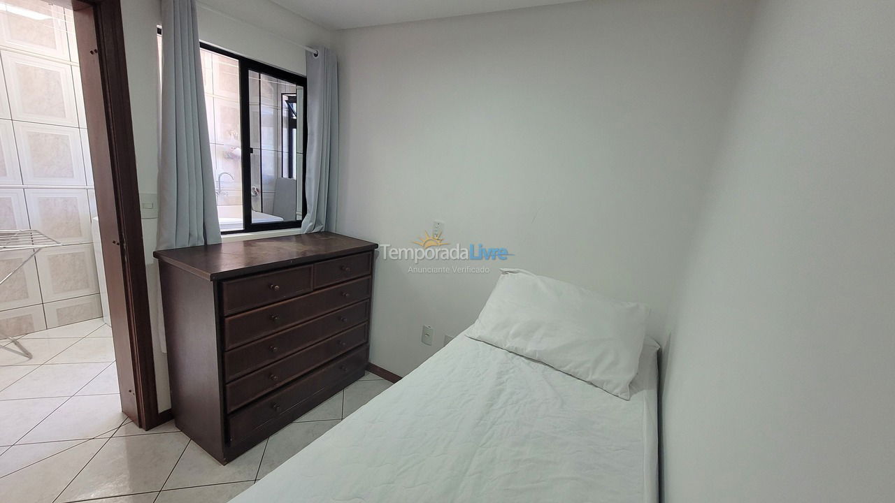 Apartment for vacation rental in Bombinhas (Praia de Bombas)