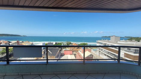 Apartment with excellent sea view for Praia de Bombas - SC