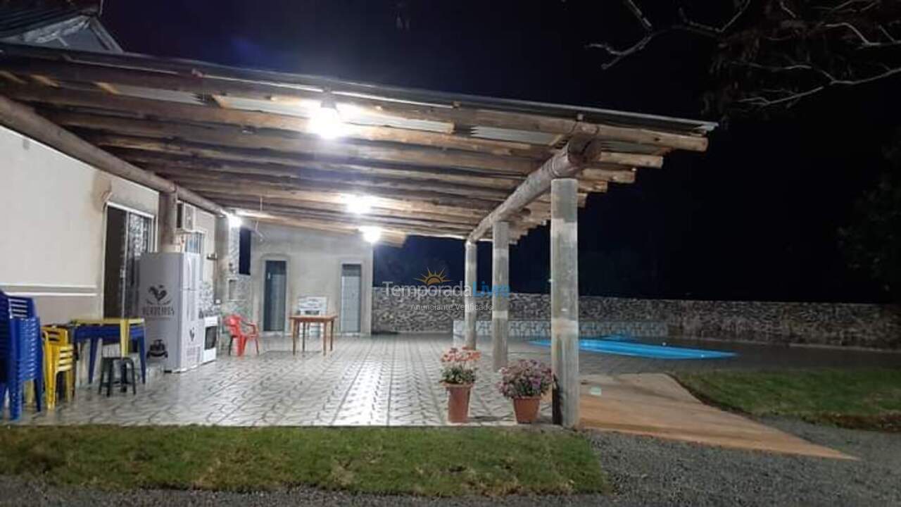 Casa para aluguel de temporada em Foz do Iguaçu (Aparecidinha)