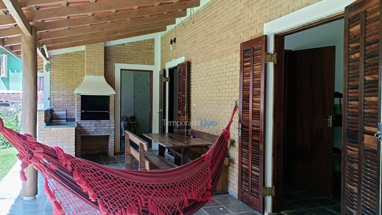 Casa para alquiler de vacaciones em Ubatuba (Praia Brava de Fortaleza)