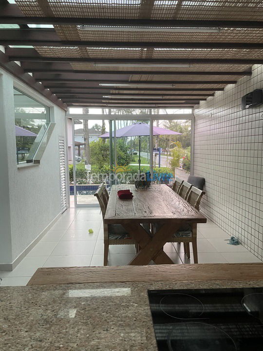 Casa para aluguel de temporada em Bertioga (Condominio Morada da Praia)