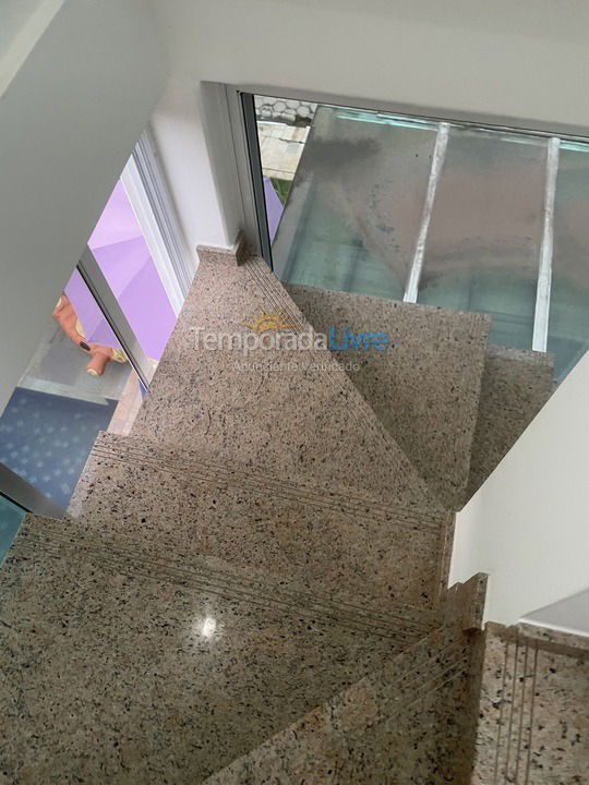 Casa para aluguel de temporada em Bertioga (Condominio Morada da Praia)