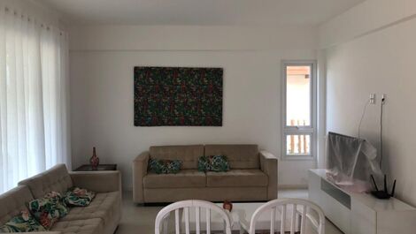 House with 4 bedrooms, in Itacimirim, for R$2,200/day