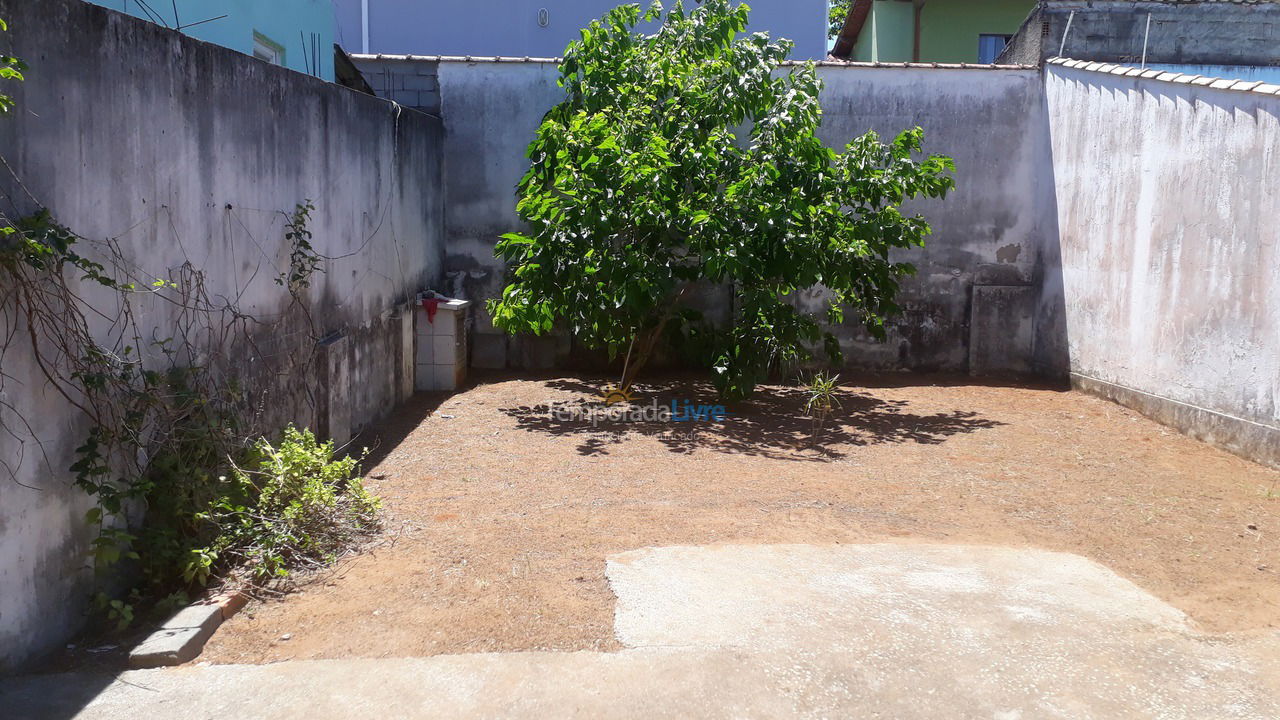 Casa para aluguel de temporada em Rio das Ostras (Costa Azul)