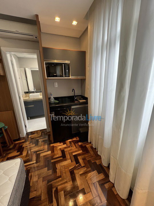 Apartamento para aluguel de temporada em Balneário Camboriú (Praia Central)