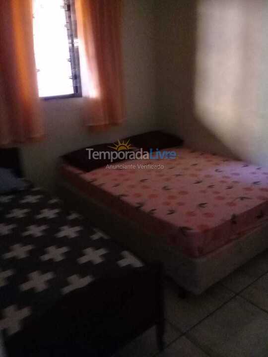 Casa para aluguel de temporada em Olímpia (Jardim Colorado)