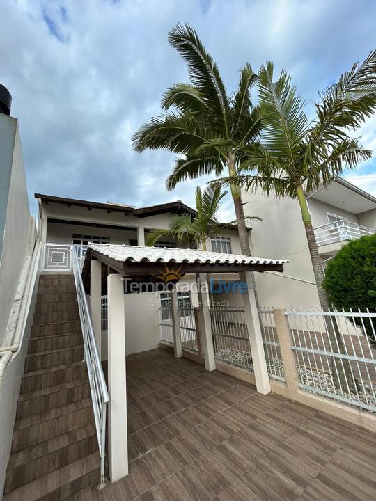 Casa para alquiler de vacaciones em Garopaba (Centro)