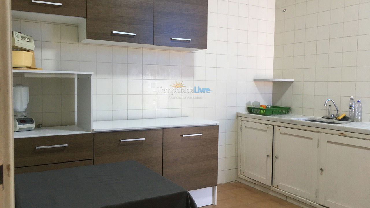 Casa para aluguel de temporada em Ubatuba (Praia Grande)