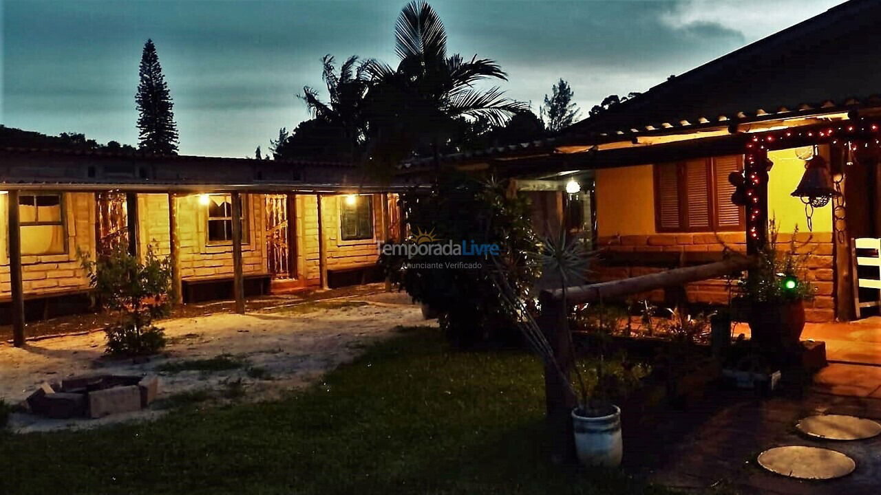 Granja para alquiler de vacaciones em Torres (Praia Itapeva)