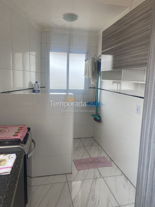 Apartamento para aluguel de temporada em Praia Grande (Praia do Caiçara)