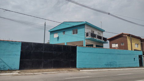 Casa Azul Praia Grande Pé Na Areia em Praia Grande