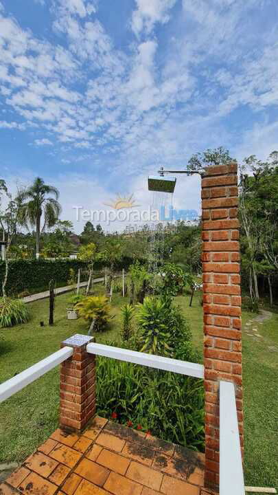 Granja para alquiler de vacaciones em Suzano (Palmeiras)