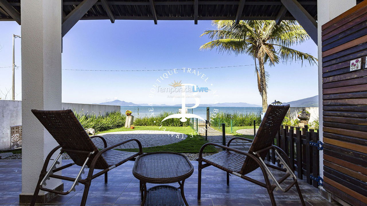 Casa para alquiler de vacaciones em Bombinhas (Canto Grande)