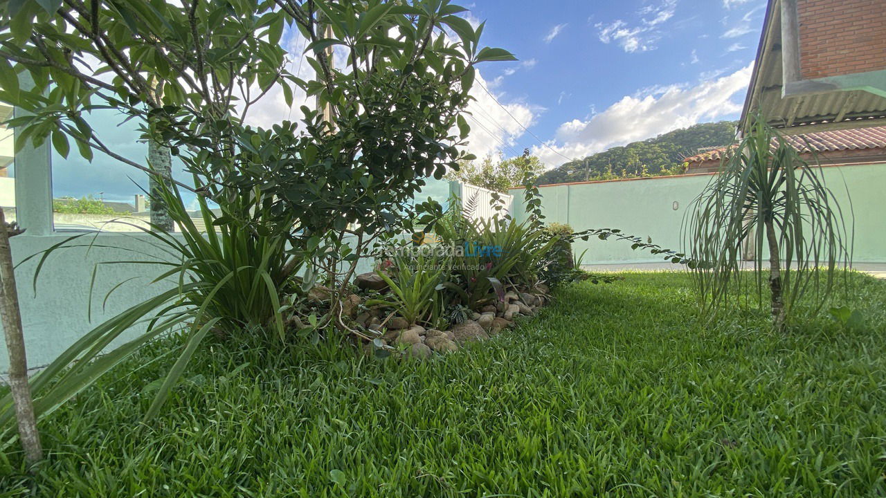 Casa para aluguel de temporada em Matinhos (Caiobá)