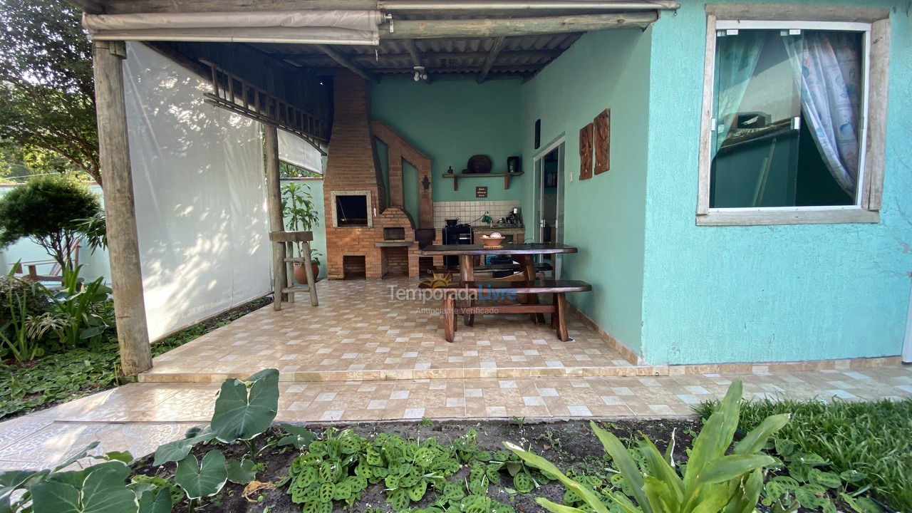 Casa para aluguel de temporada em Matinhos (Caiobá)