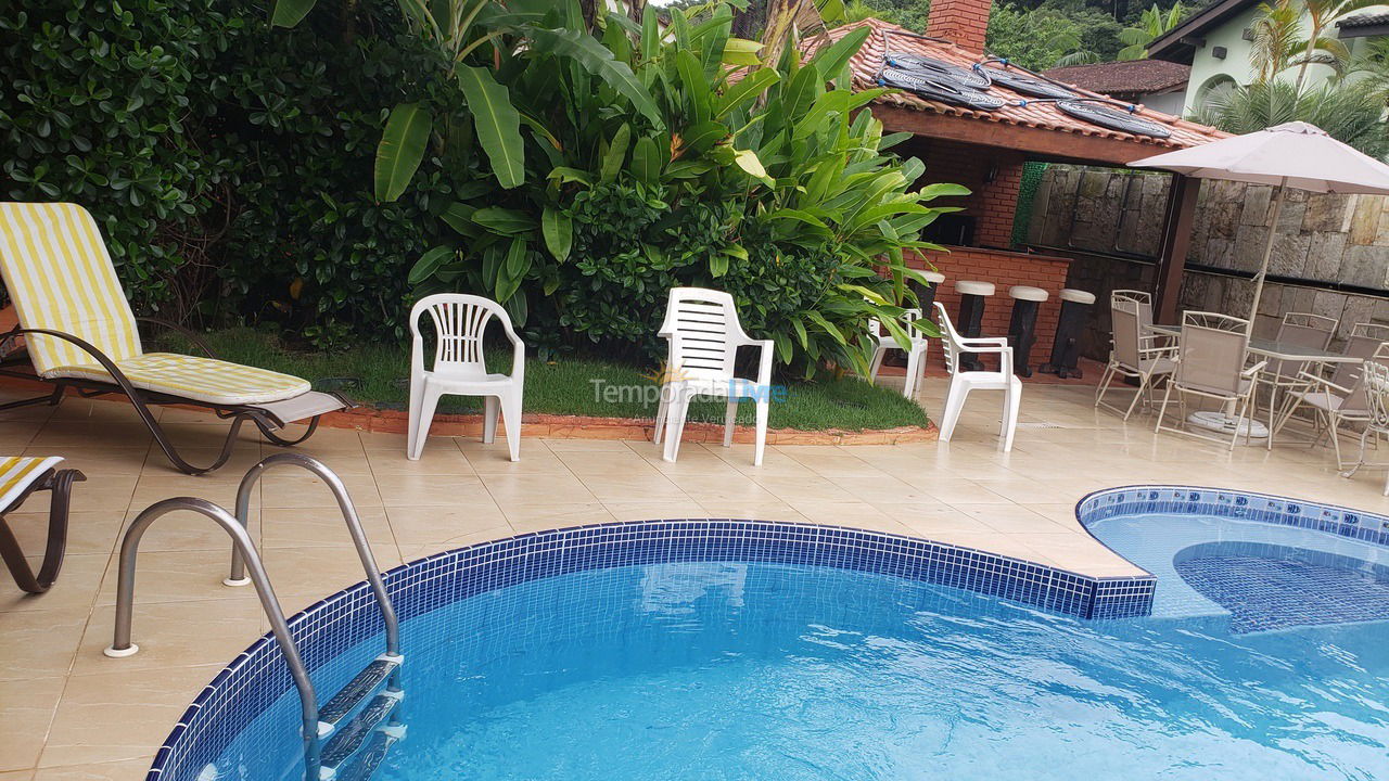 Casa para aluguel de temporada em Guarujá (Praia do Pernambuco)