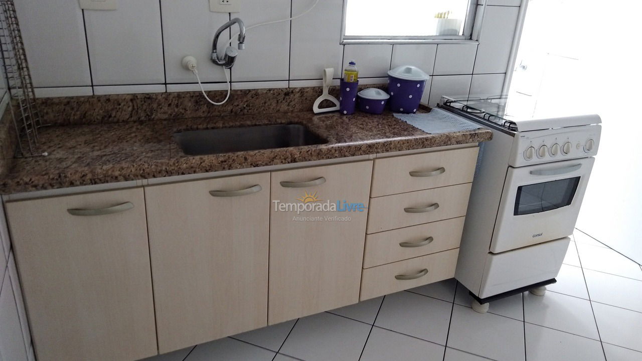 Apartamento para aluguel de temporada em Guarujá (Enseada)