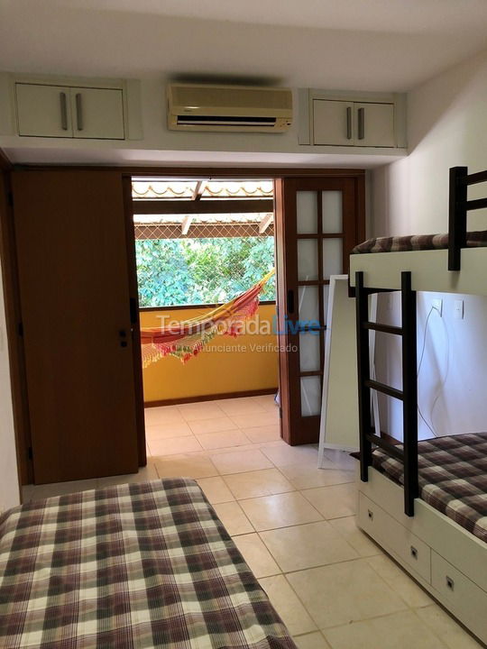 Apartamento para alquiler de vacaciones em Mata de São João (Praia do Forte)