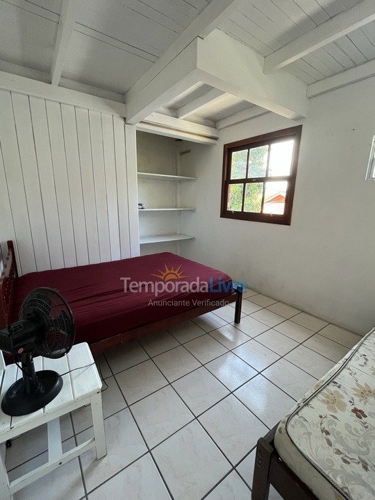 House for vacation rental in Garopaba (Praia da Ferrugem)