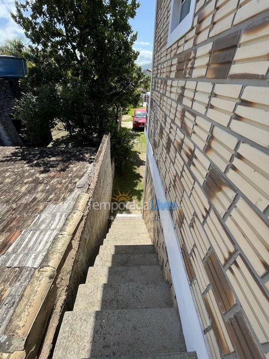 Casa para aluguel de temporada em Garopaba (Praia da Ferrugem)