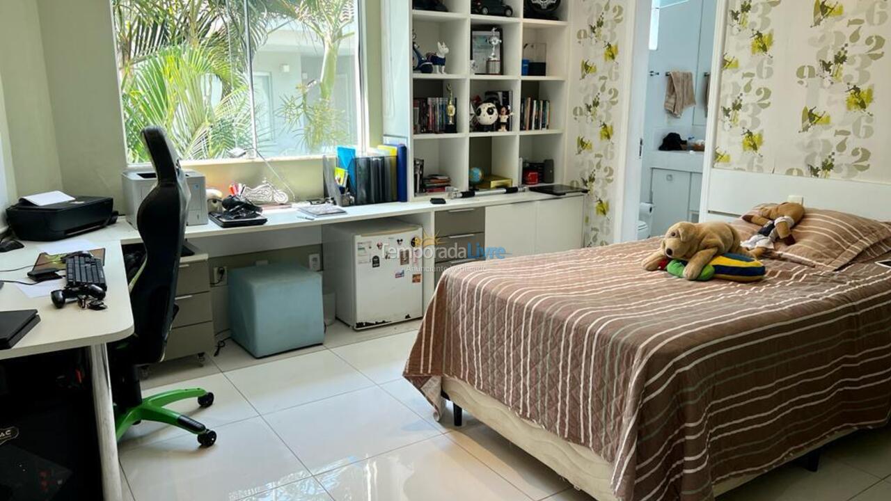 Casa para aluguel de temporada em Rio de Janeiro (Barra da Tijuca)