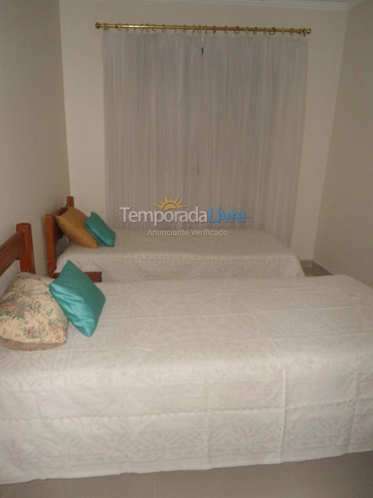 Apartamento para aluguel de temporada em Guarujá (Enseada)