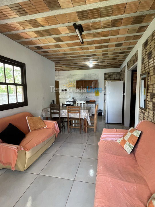 Casa para alquiler de vacaciones em Garopaba (Praia da Ferrugem)