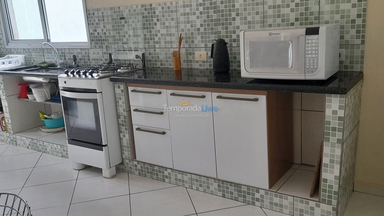 Casa para aluguel de temporada em Bertioga (Condominio Morada da Praia)