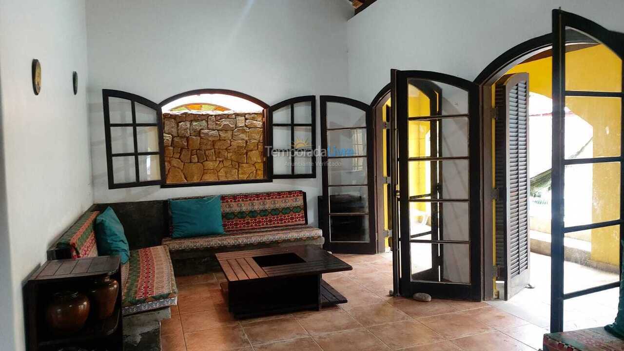 Casa para aluguel de temporada em Guarujá (Praia do Pernambuco)