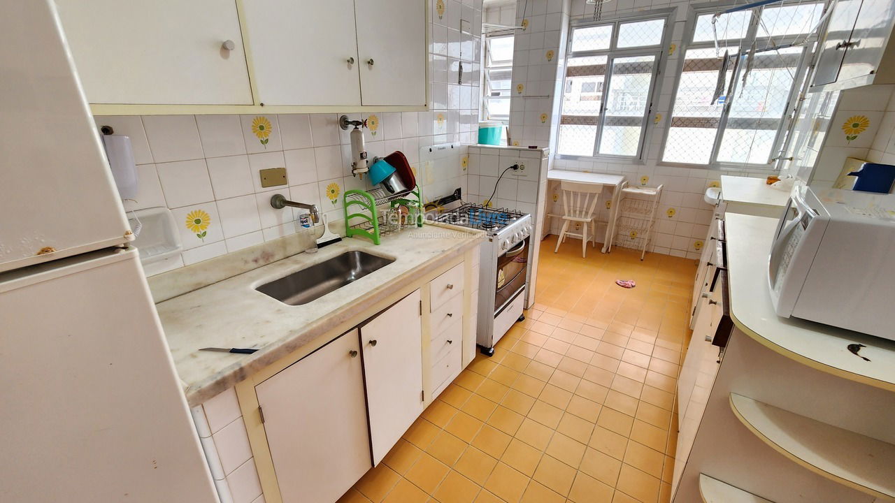 Apartamento para aluguel de temporada em Guarujá (Pitangueiras)