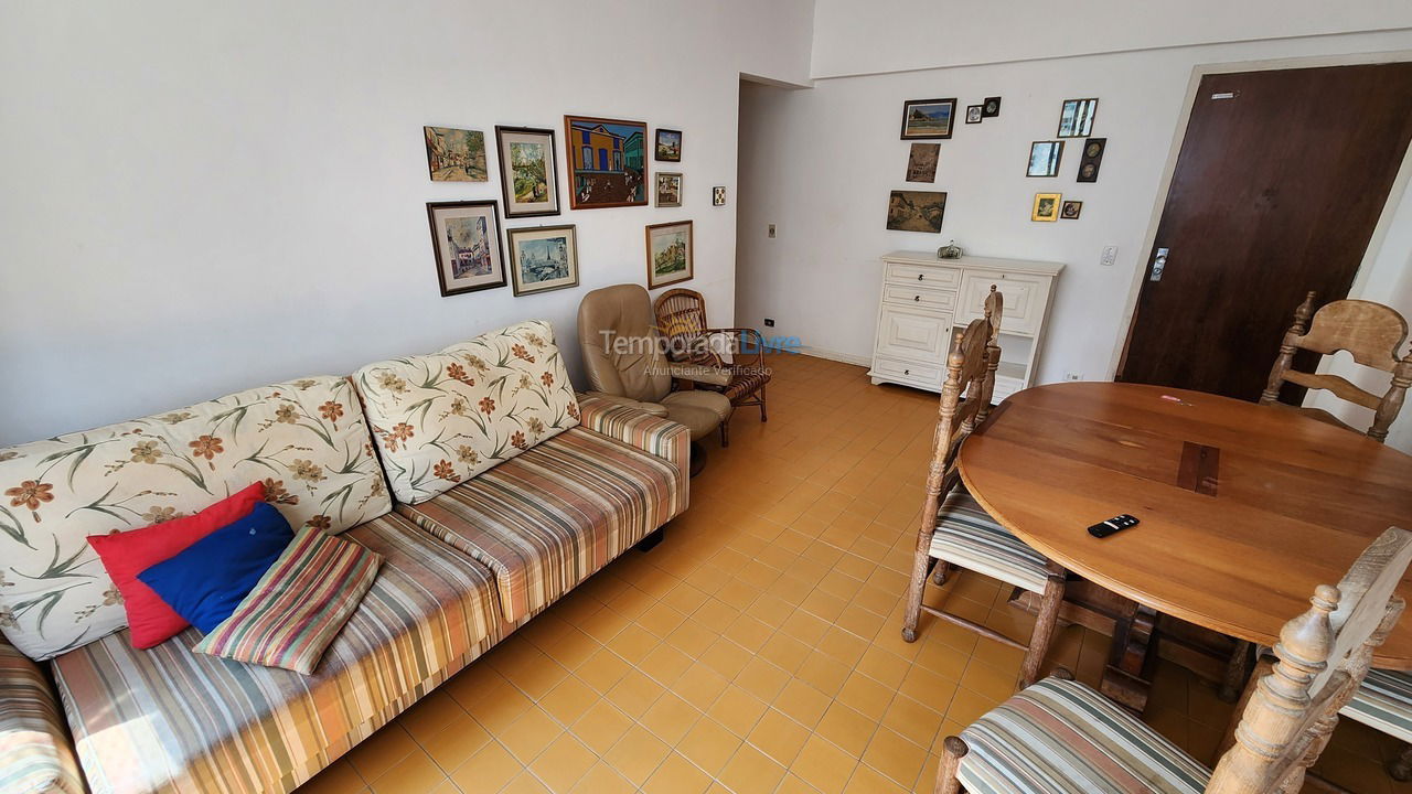 Apartamento para aluguel de temporada em Guarujá (Pitangueiras)
