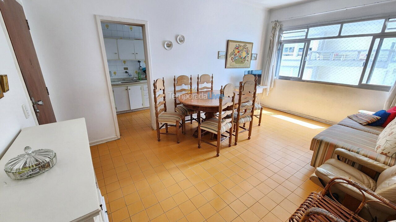 Apartamento para aluguel de temporada em Guarujá (Pitangueiras)