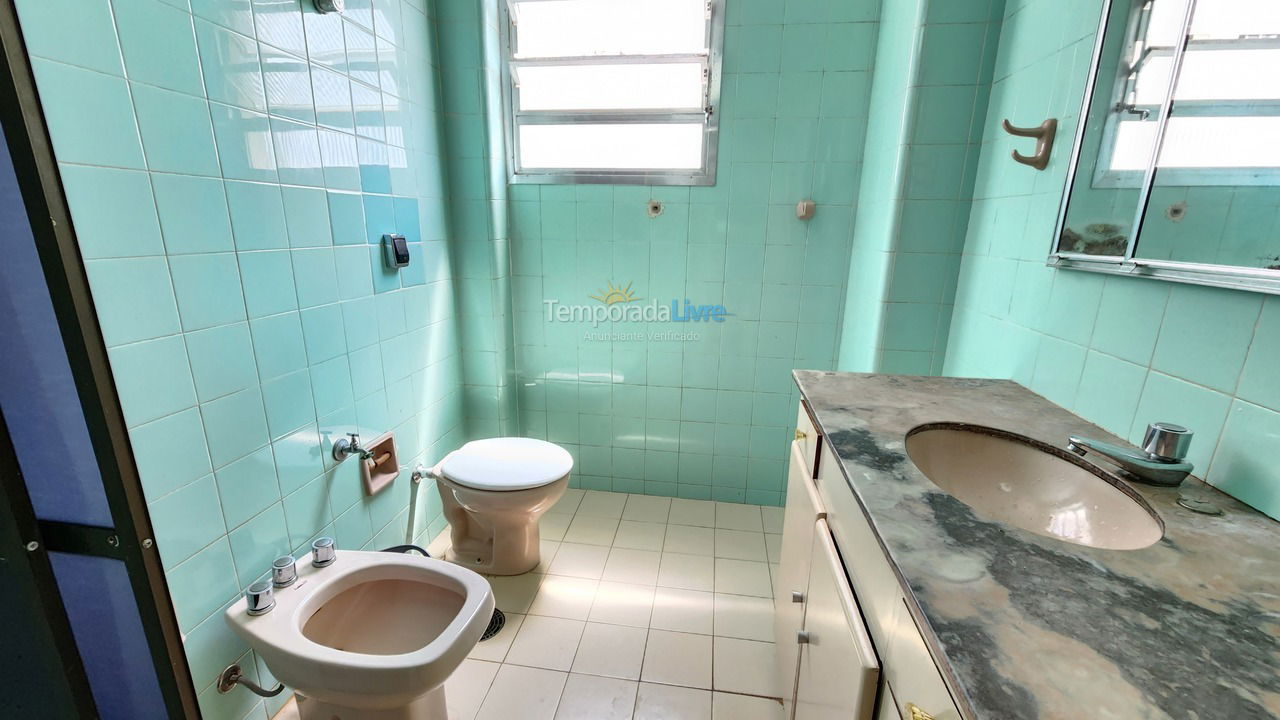 Apartamento para aluguel de temporada em Guarujá (Pitangueiras)