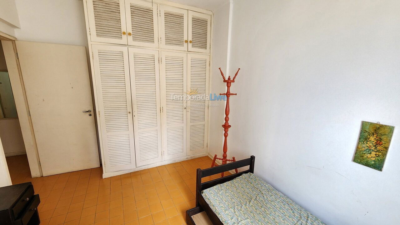 Apartamento para aluguel de temporada em Guarujá (Pitangueiras)