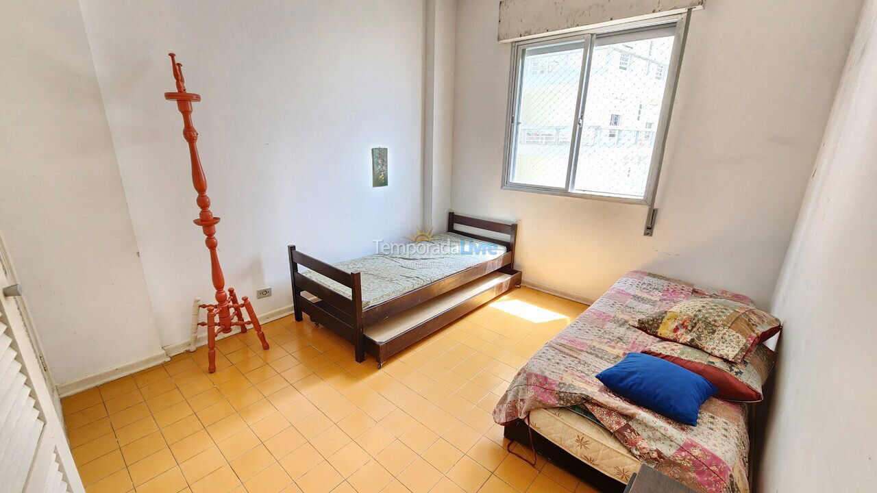 Apartamento para aluguel de temporada em Guarujá (Pitangueiras)
