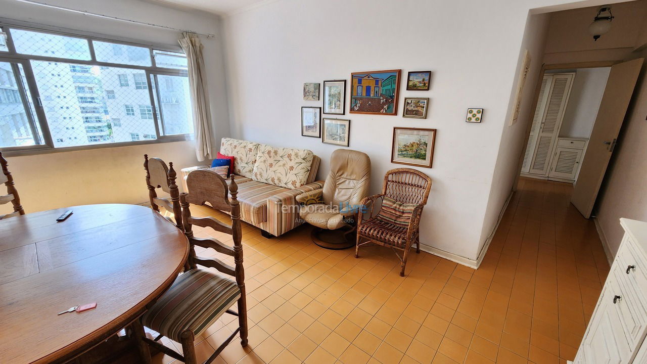 Apartamento para aluguel de temporada em Guarujá (Pitangueiras)