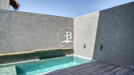 Bela casa com piscina privativa, 5 min da praia do Marceneiro