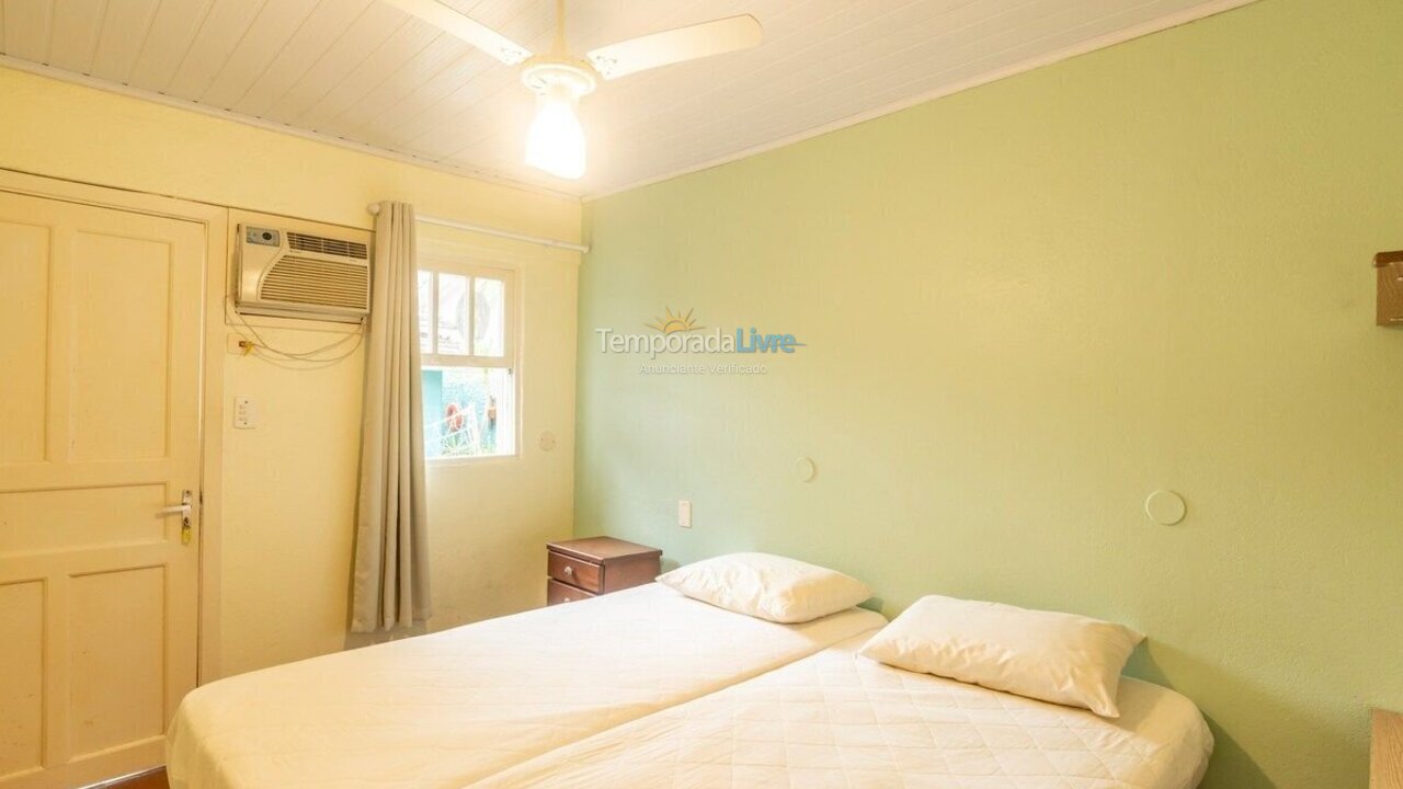 Casa para aluguel de temporada em Ilhabela (Saco do Indaiá)