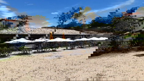 Restaurante na praia das caravelas
