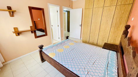 Apartamento en Enseada en la Región Hotelera Casa Grande Para 10 Personas