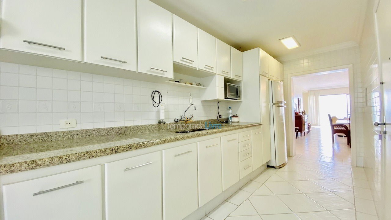 Apartamento para alquiler de vacaciones em Guarujá (Pitangueiras)