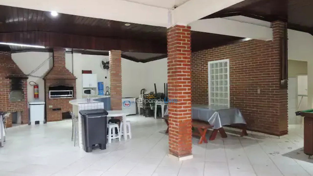 Chácara / sítio para aluguel de temporada em Bragança Paulista (Usina)