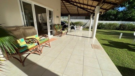 Casa con 4 suites a pocos metros de Praia da Espera en Itacimirim