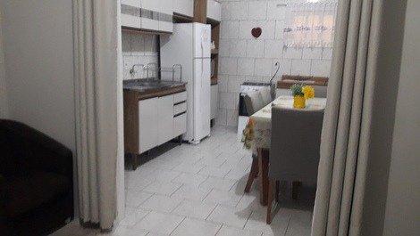 House for Rent at 300 meters from Praia dos Ingleses - P / 5 Persons.