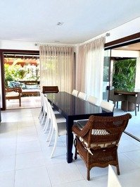House with 4 bedrooms in Praia do Forte