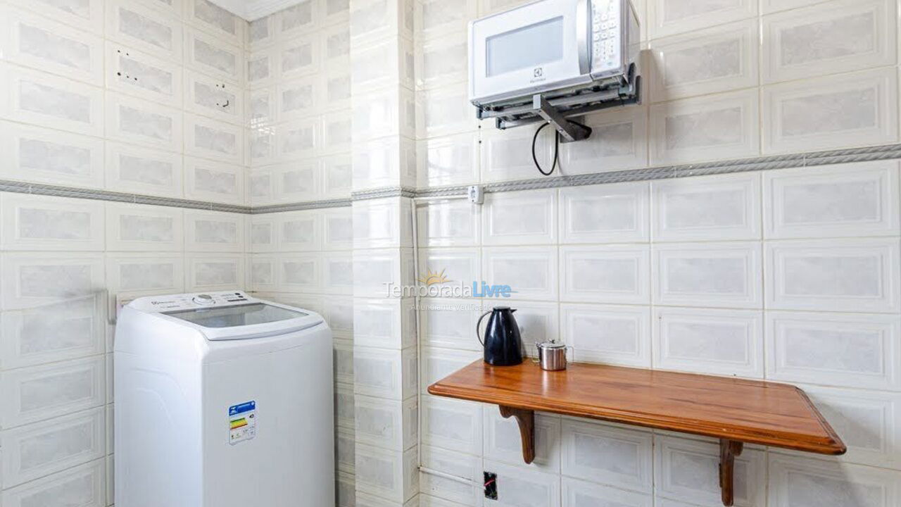 Apartamento para aluguel de temporada em Saquarema (Praia de Itaúna)